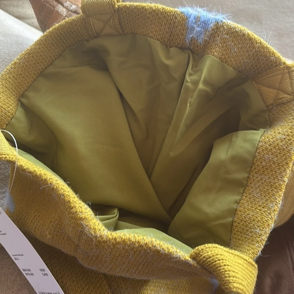 NWT Urban Outfitters Ellie Icon Knit Tote Chartreuse Spider Web Shoulder Bag